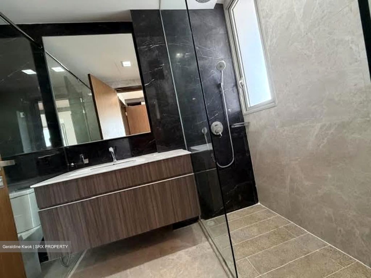 eCO (D16), Condominium #587551281